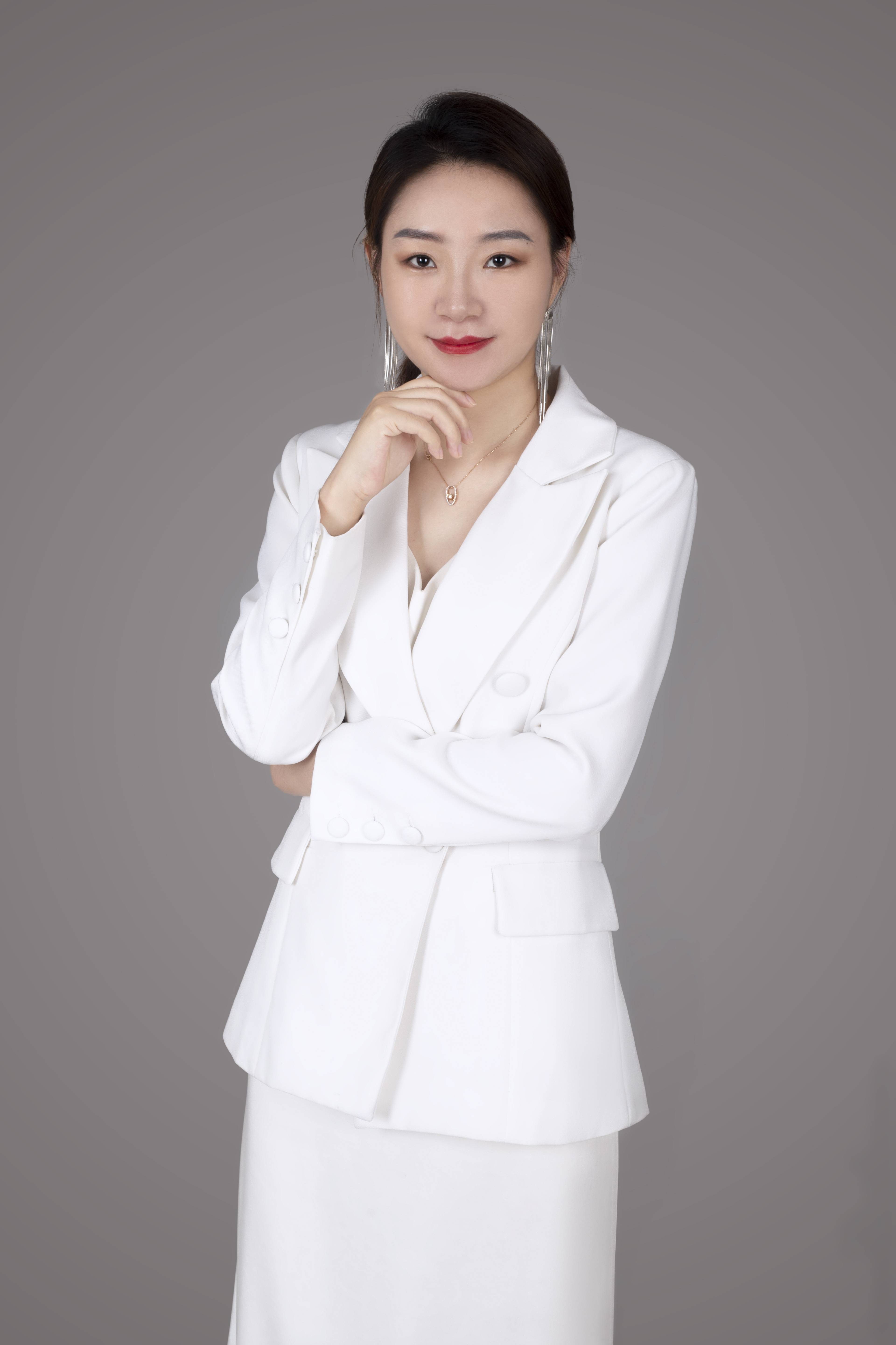 江苏源本科技（集团）股份有限公司高管名录